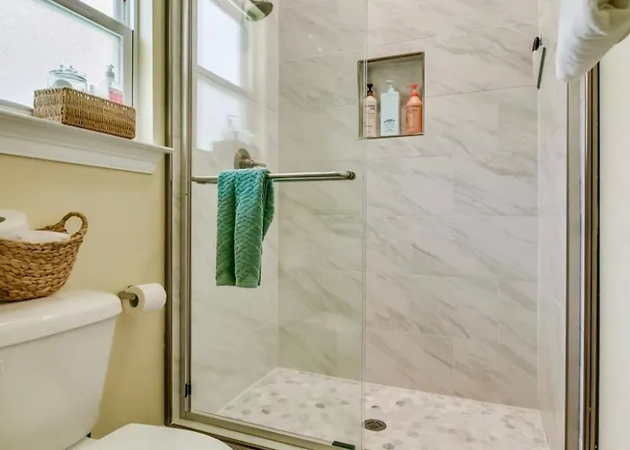 Holiday home Casa Del Sole - Downtown Pensacola, 3 Bedrooms With Ensuite Baths