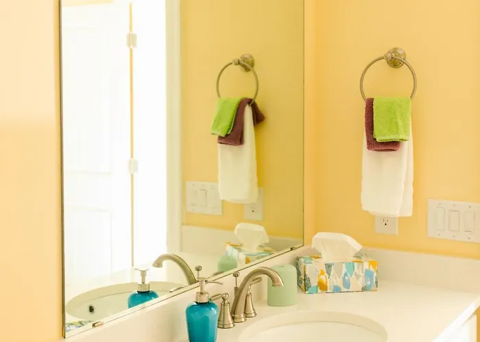 Holiday home Casa Del Sole - Downtown Pensacola, 3 Bedrooms With Ensuite Baths Pensacola
