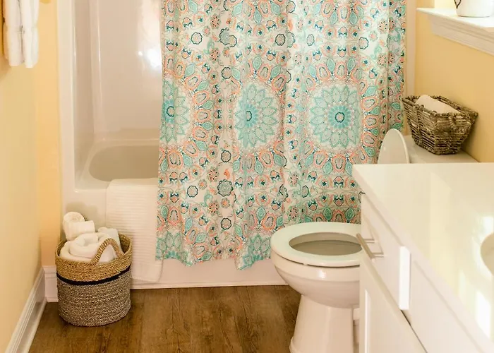 Holiday home Casa Del Sole - Downtown Pensacola, 3 Bedrooms With Ensuite Baths *